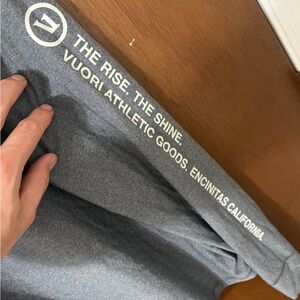 Vuori Gray Athletic hoody sweatshirt